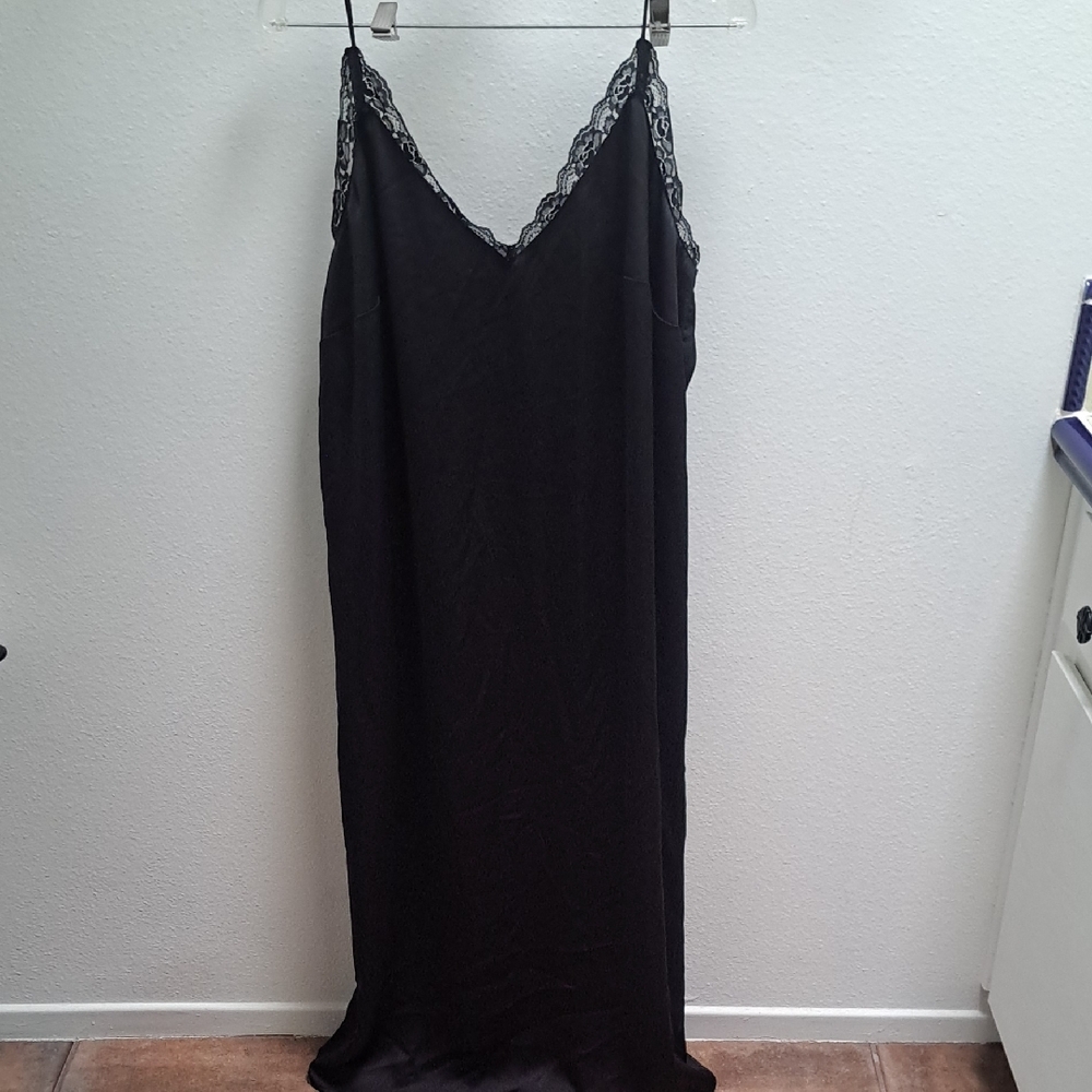 H&M Elegant Black Lace Trim Slip Dress